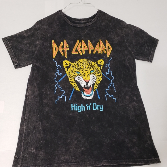 Def Leppard Blue Eye High n Dry t-shirt Men's Medium Fitted acid wash black - Picture 2 of 7